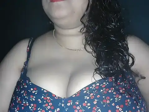 kissingcurvy online show from 13, 10, 2025