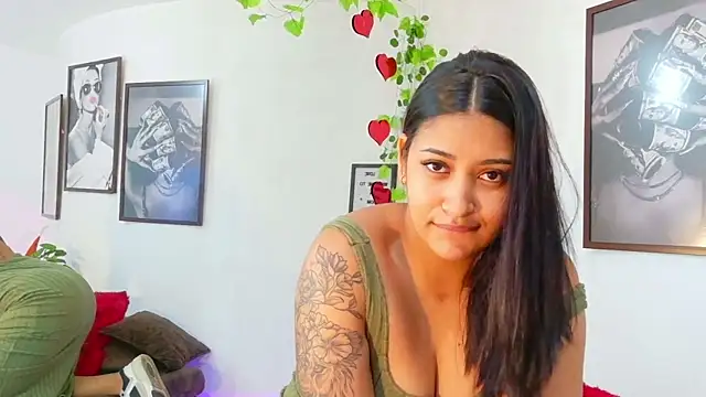 loretahorny online show from 14, 2, 2026