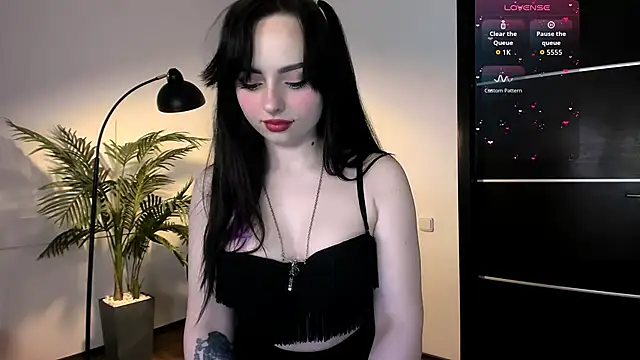 Noirael online show from 19, 4, 2026