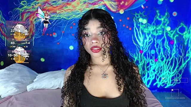 lucie petite online show from 13, 11, 2025