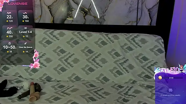 Snapshot of lucie_petite chatting on 29, 5, 2026 lucie petite online show from 29, 5, 2026