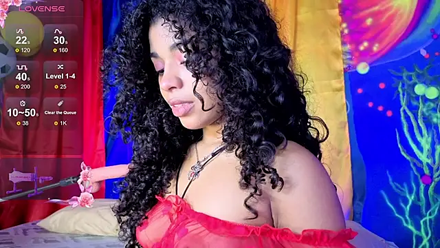 lucie petite online show from 15, 7, 2026