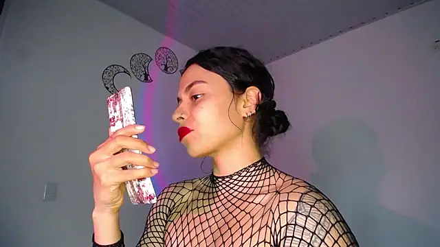 lana roman online show from 25, 10, 2025