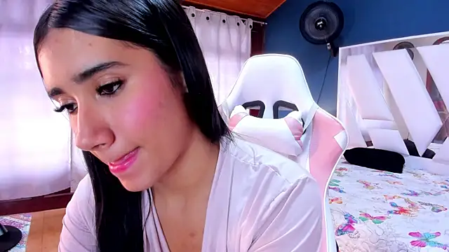 Alondra Cutie online show from 22, 3, 2025