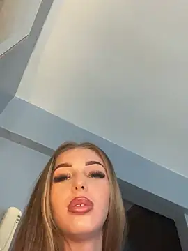 Snapshot of SexySofia_69 chatting on 12, 6, 2026 SexySofia 69 online show from 12, 6, 2026
