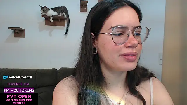 crystalll room online show from 20, 9, 2025