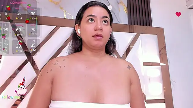 Snapshot of miilaklum chatting on 5, 6, 2026 miilaklum online show from 5, 6, 2026