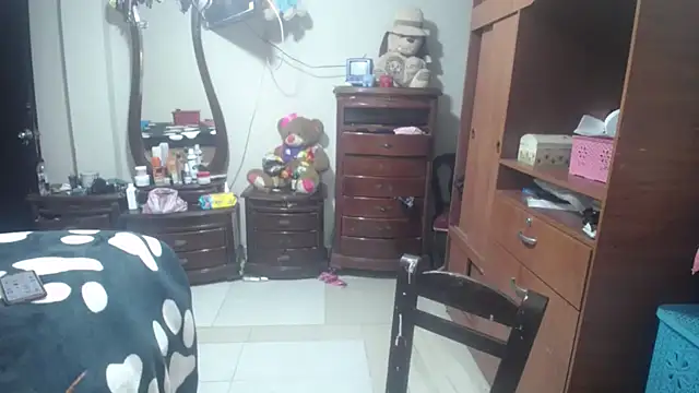 jazmin mature  online show from 17, 2, 2026