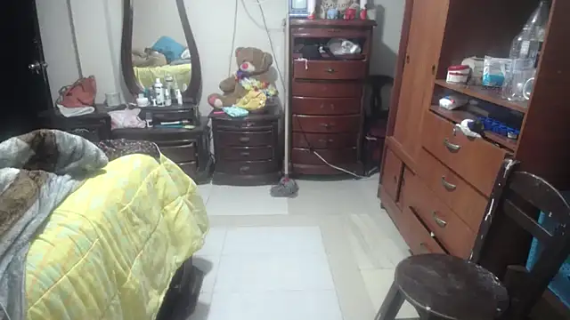 jazmin mature  online show from 2, 3, 2026