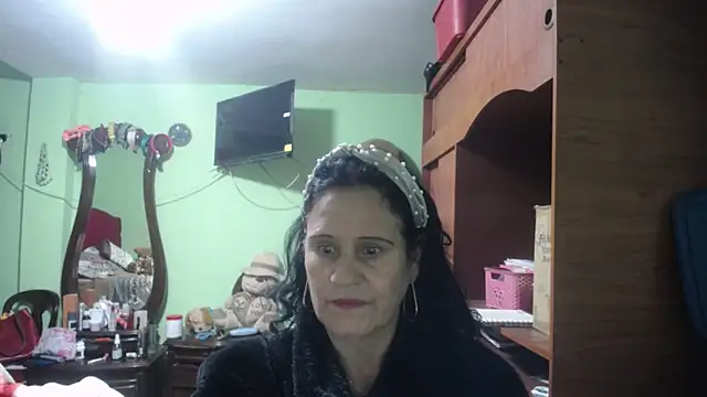 Snapshot of jazmin_mature_ chatting on 8, 10, 2025 jazmin mature online show from 8, 10, 2025
