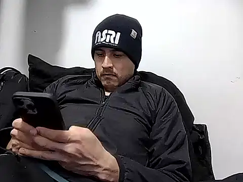 PerroDemonioHot online show from 12, 2, 2026