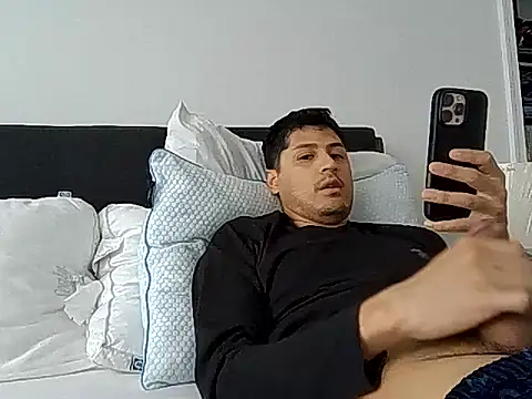 PerroDemonioHot online show from 17, 2, 2026