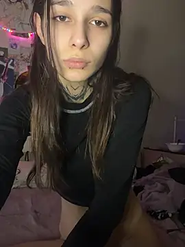 mollyEXD online show from 2, 3, 2025