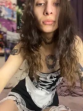 mollyEXD online show from 1, 3, 2025