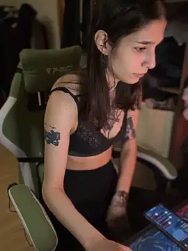 mollyEXD online show from 19, 12, 2025