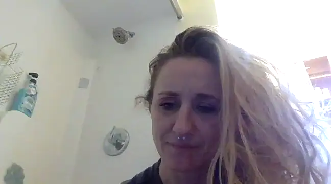 Snapshot of hunybunz69 chatting on 17, 3, 2025 hunybunz69 online show from 17, 3, 2025