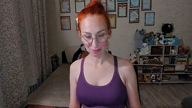 red rocco online show from 25, 1, 2025