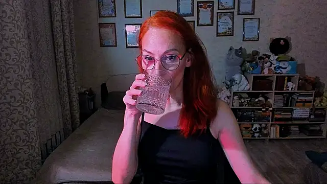 red rocco online show from 20, 2, 2025