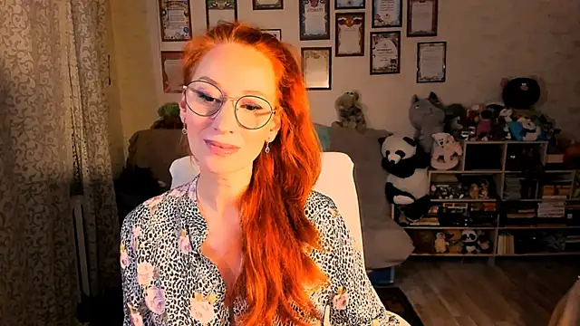 red rocco online show from 17, 12, 2025