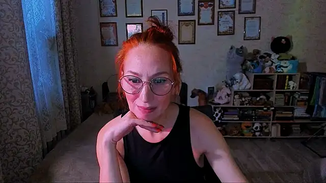 red rocco online show from 18, 2, 2025