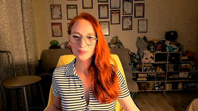 red rocco online show from 16, 10, 2025