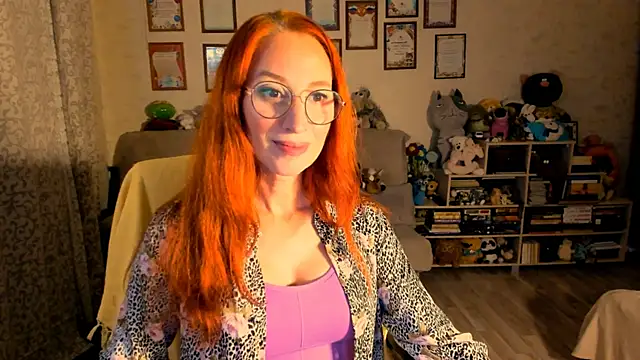 red rocco online show from 5, 10, 2025