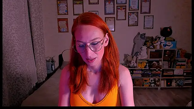 red rocco online show from 15, 3, 2025