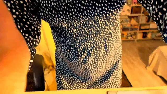 red rocco online show from 10, 10, 2025