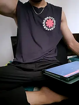 hot hunk boy online show from 10, 9, 2025