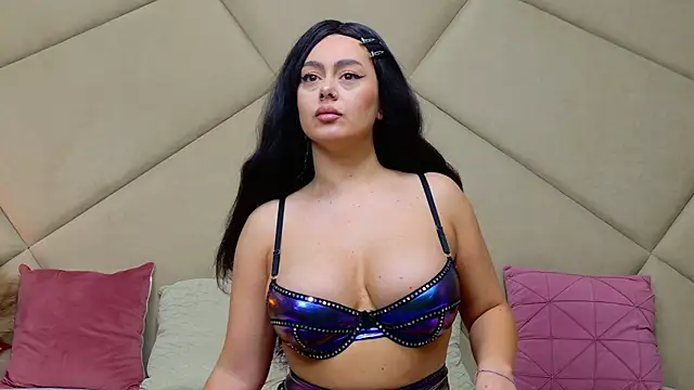 ChloeFrost online show from 17, 11, 2025