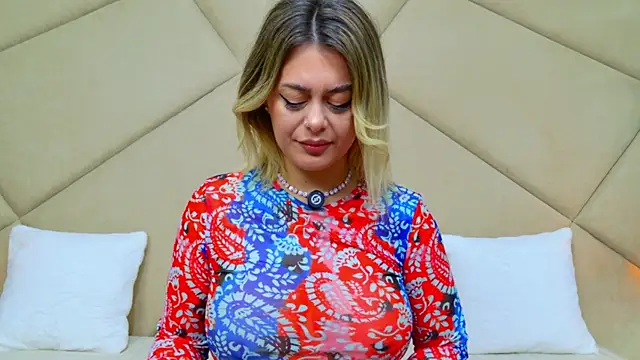 ChloeFrost online show from 29, 5, 2026