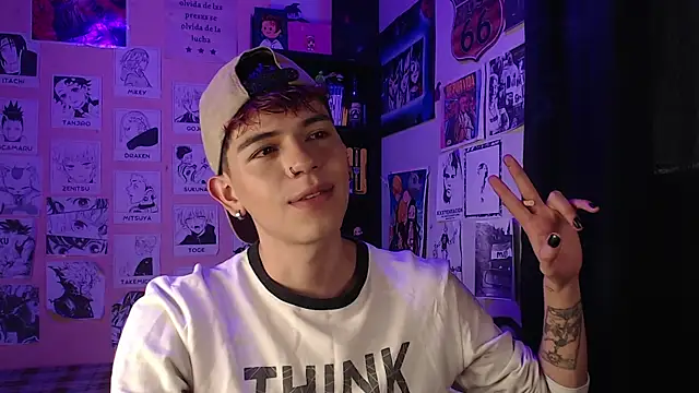 Snapshot of Mickey_Magic chatting on 18, 3, 2025 Mickey Magic online show from 18, 3, 2025