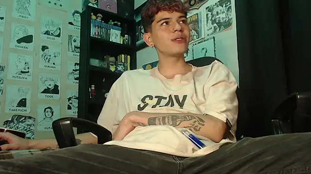 Snapshot of Mickey_Magic chatting on 19, 3, 2025 Mickey Magic online show from 19, 3, 2025