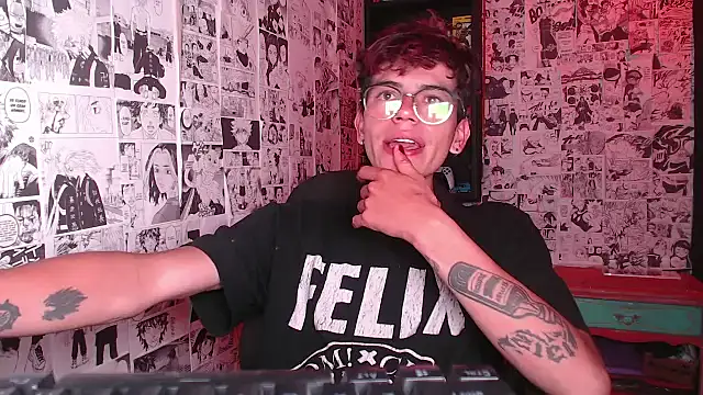 Snapshot of Mickey_Magic chatting on 6, 10, 2025 Mickey Magic online show from 6, 10, 2025