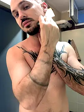 AssHunter4k online show from 9, 11, 2025