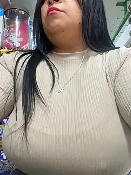 Miia Jazmin online show from 25, 2, 2025