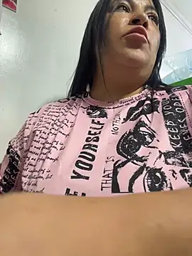 Snapshot of Miia_Jazmin chatting on 1, 6, 2026 Miia Jazmin online show from 1, 6, 2026