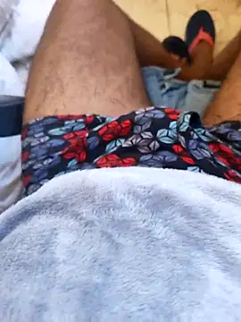 Snapshot of Raziv_komal143 chatting on 10, 11, 2025 Raziv komal143 online show from 10, 11, 2025