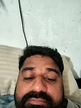 Snapshot of Raziv_komal143 chatting on 3, 12, 2025 Raziv komal143 online show from 3, 12, 2025