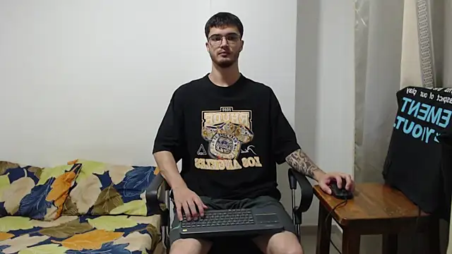 Aleex Miller online show from 12, 10, 2025