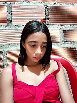 Snapshot of Zoe_Sweett18 chatting on 17, 11, 2025 Zoe Sweett18 online show from 17, 11, 2025