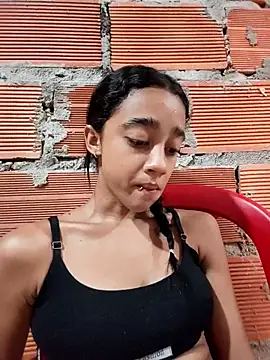 Snapshot of Zoe_Sweett18 chatting on 8, 11, 2025 Zoe Sweett18 online show from 8, 11, 2025