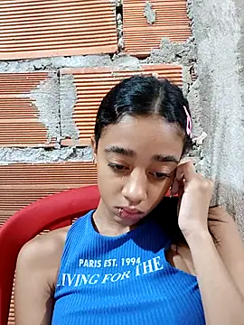 Snapshot of Zoe_Sweett18 chatting on 17, 10, 2025 Zoe Sweett18 online show from 17, 10, 2025