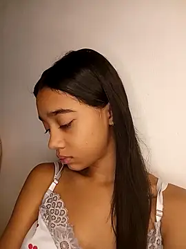 Zoe Sweett18 online show from 21, 4, 2026