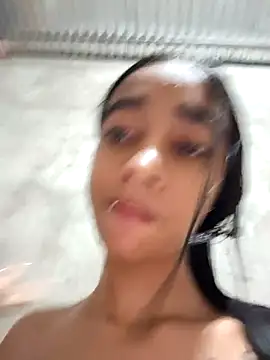 Snapshot of Zoe_Sweett18 chatting on 25, 11, 2025 Zoe Sweett18 online show from 25, 11, 2025