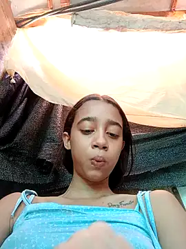 Snapshot of Zoe_Sweett18 chatting on 13, 2, 2025 Zoe Sweett18 online show from 13, 2, 2025