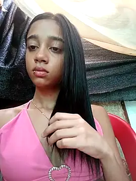 Snapshot of Zoe_Sweett18 chatting on 14, 3, 2025 Zoe Sweett18 online show from 14, 3, 2025