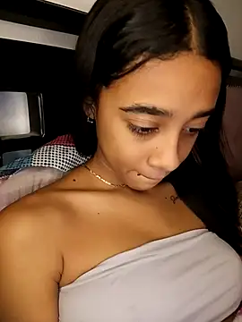 Zoe Sweett18 online show from 11, 3, 2026