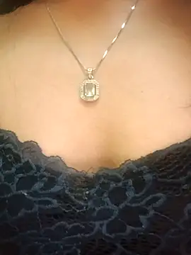 Miss Cuteness online show from 24, 2, 2025