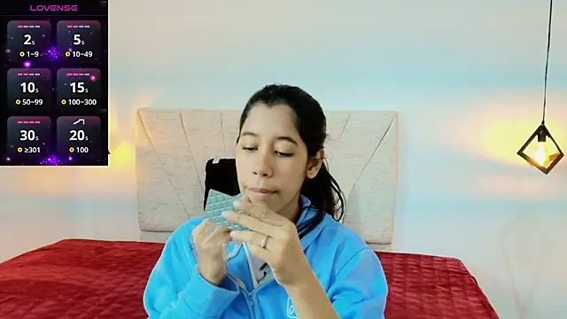 Connie Bell online show from 4, 2, 2026